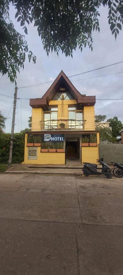 Tapir Hotel Leticia Ngoại thất bức ảnh